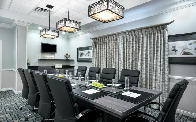 Holiday Inn Fort Lauderdale Airport by IHG