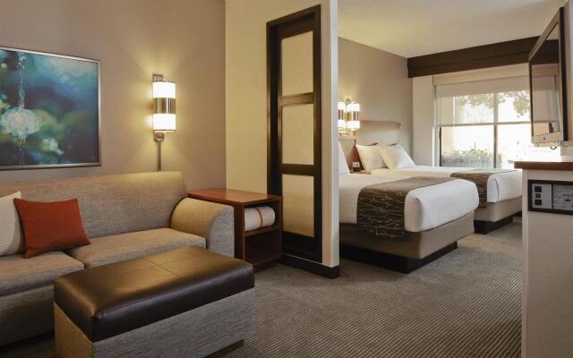 Hyatt Place Fort Worth Cityview