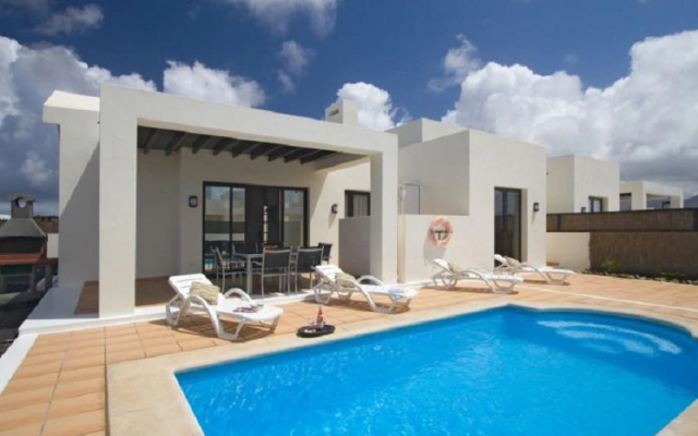 Ereza Las Buganvillas Villas