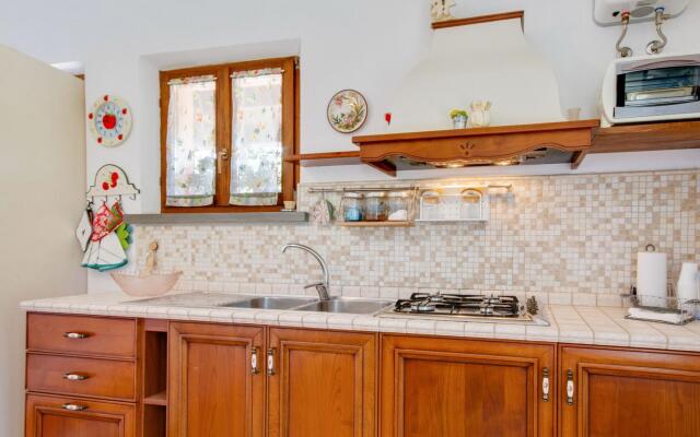 Serene Holiday Home in Urbino with Private Pool