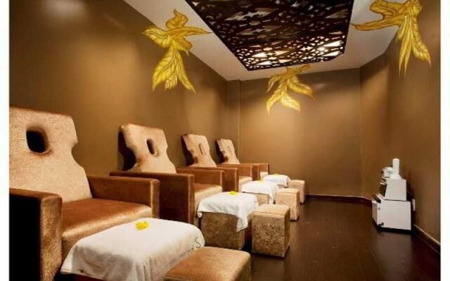 Silverland Sil Hotel