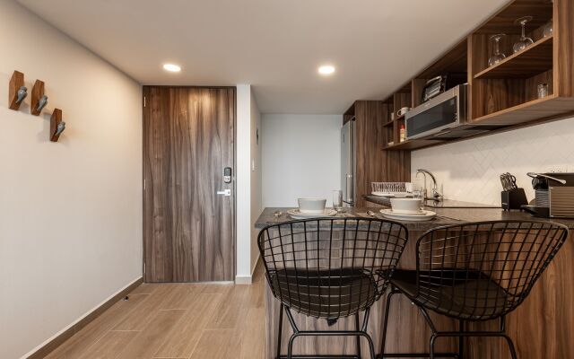 Casai Roma 1BR Chic PH