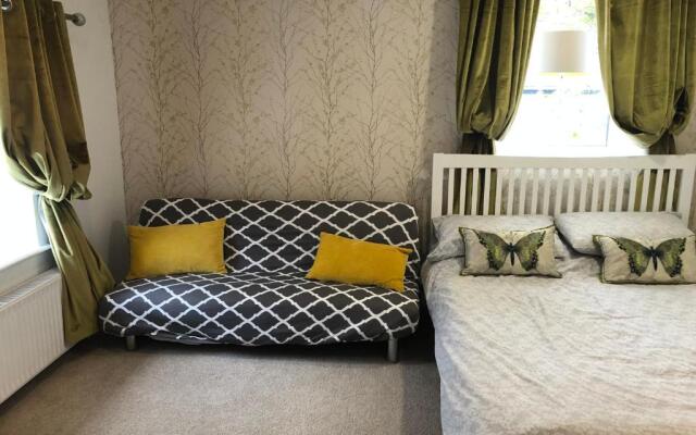 Verde Limone -The Studio and Bay View Cottage