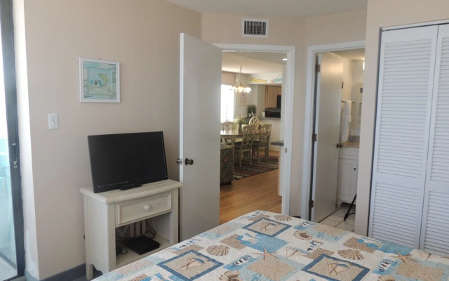 Sands Beach Club #814 Ocean Front