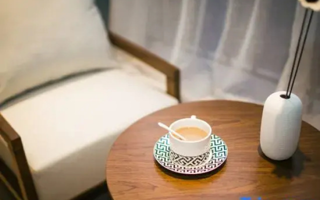 Yazhi Apartment