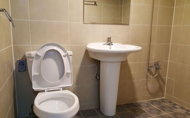 Hwangridangil Adamjeong Hanok Stay