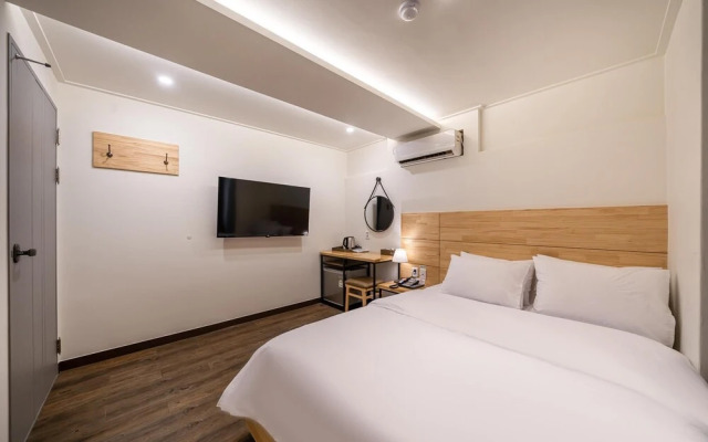 Seogwipo The Hotel