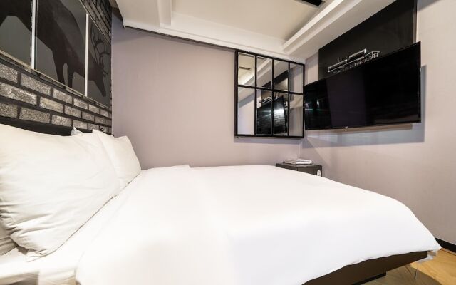 Yaja Sungshin Women'S University