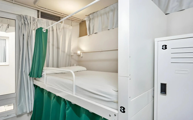 Hola Hostal Eixample - Hostel