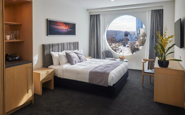 Christchurch City Hotel