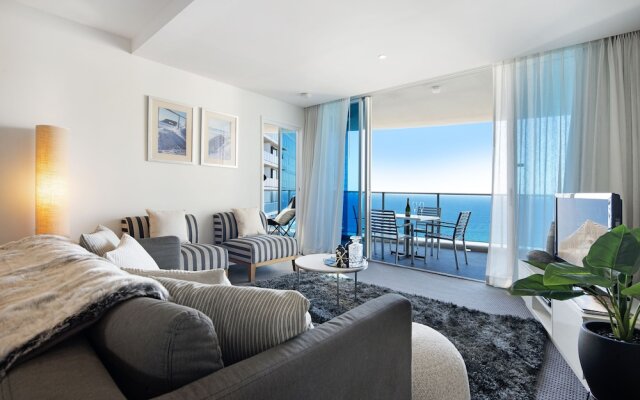 H Residences 2 Bedroom Ocean View in Surfers Paradise