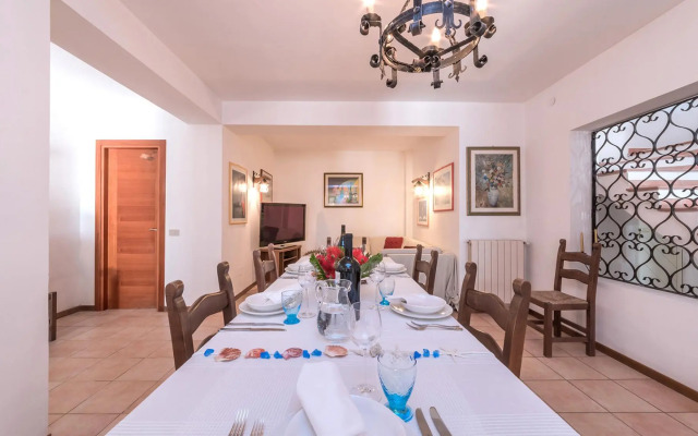 RIPARI DI GIOBBE 6&2, Emma Villas