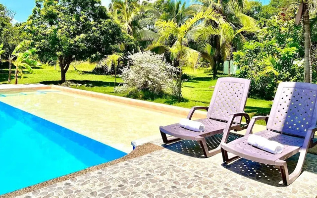 Tropical Garden House