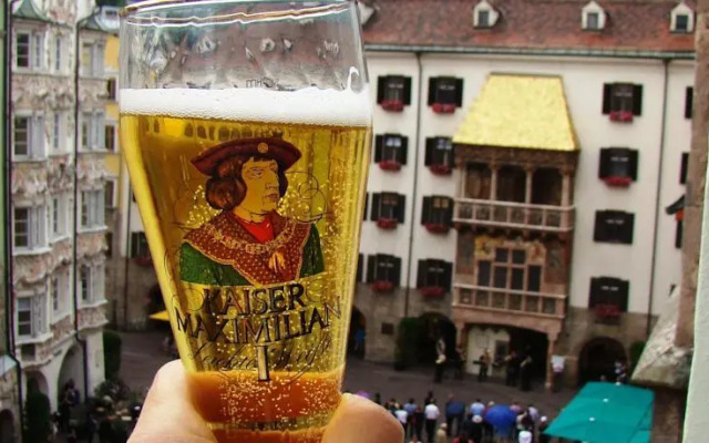 Kaiser Max Suite at the Golden Roof