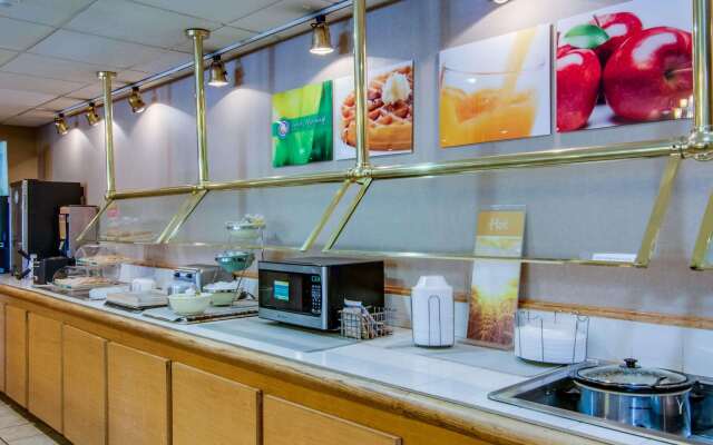 Quality Hotel and Conference Center Bluefield