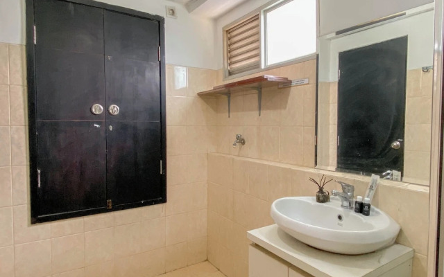 Best Location And Cozy 2Br At The Wave Kuningan Apartment