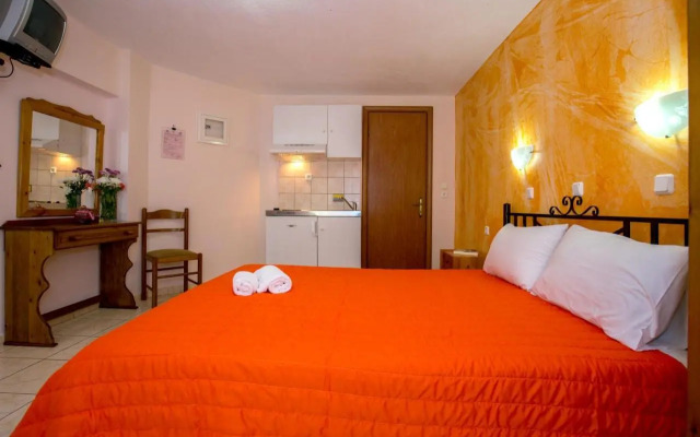 Famelia Studios Lampiris