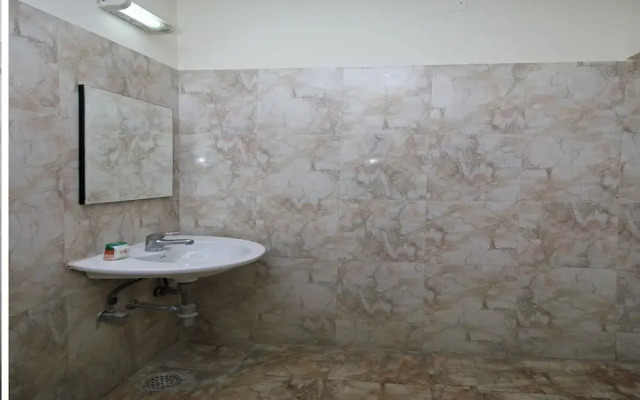 OYO 9024 Hotel Secret Miraz