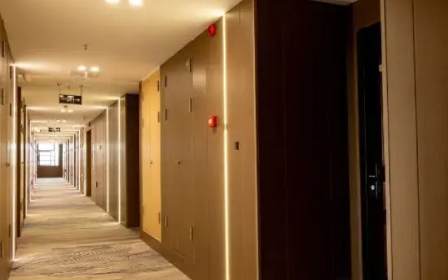 Aoyama Hotel