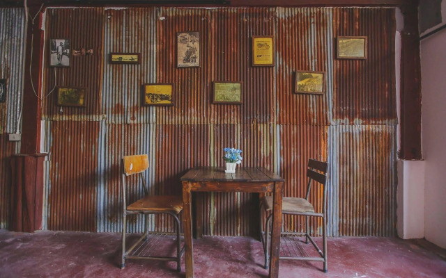 Phurida Hostel - Adults Only