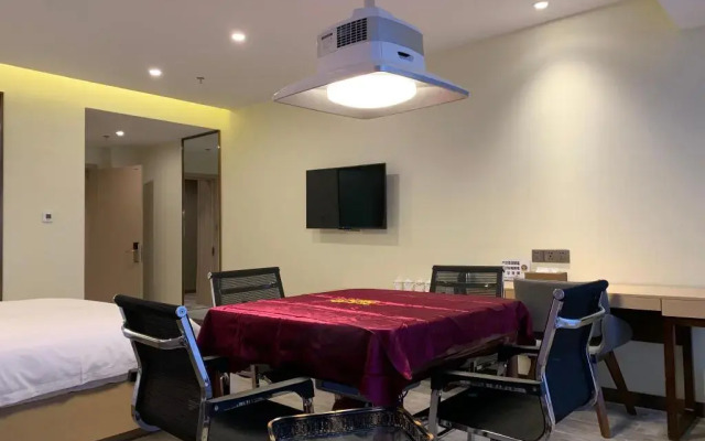 7 Days Premium (Chongqing Liangping People's Square Center)