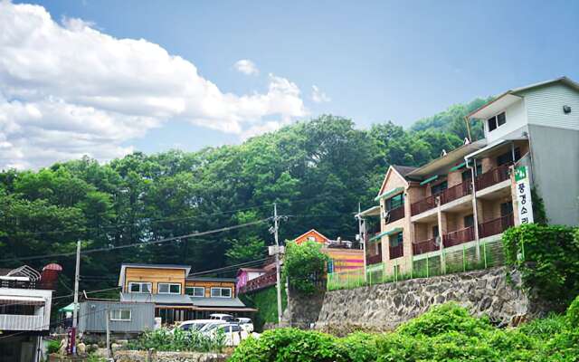 Gapyeong Yongchu View Sound Pension
