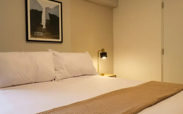 w Marvelous 2BR With Modern Deco in Miraflores