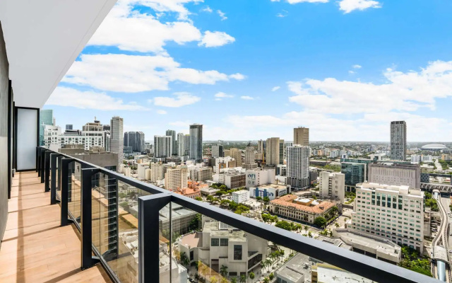 The Elser  Miami