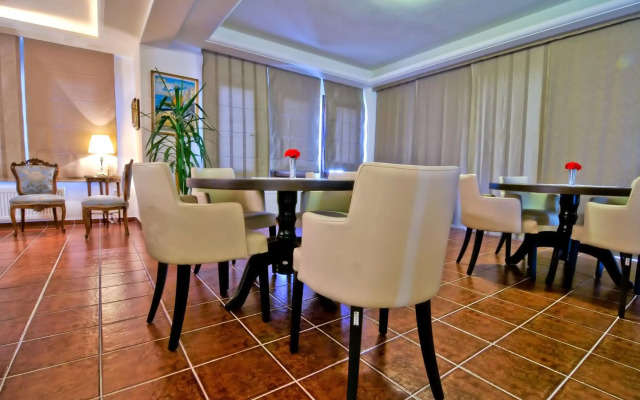 Petradi Hotel