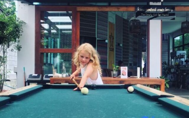 The Dearly Koh Tao Hostel