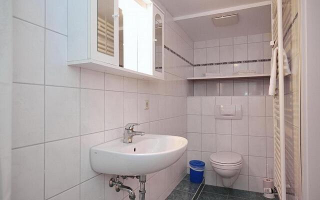 Villa Triton Souterrain Wohnung 07