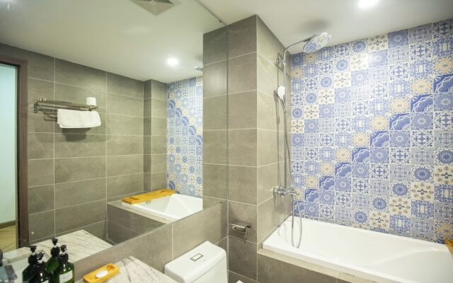 Westlake Emerald Suites