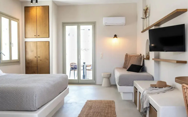 Althea Anafi Suites