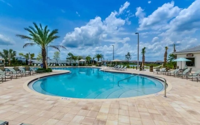 4710kings 6 Bedroom Villa by RedAwning