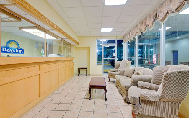 Days Inn by Wyndham Waynesboro