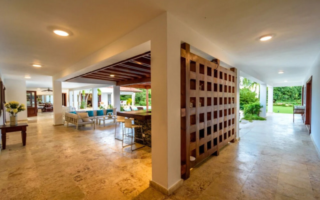 Luxurious Villa