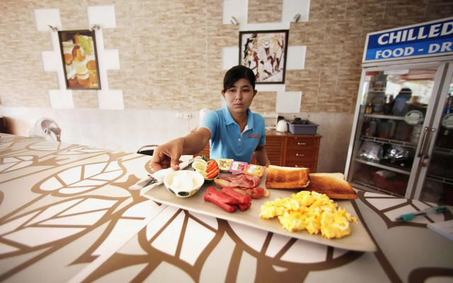 Lotus Friendly Hotel