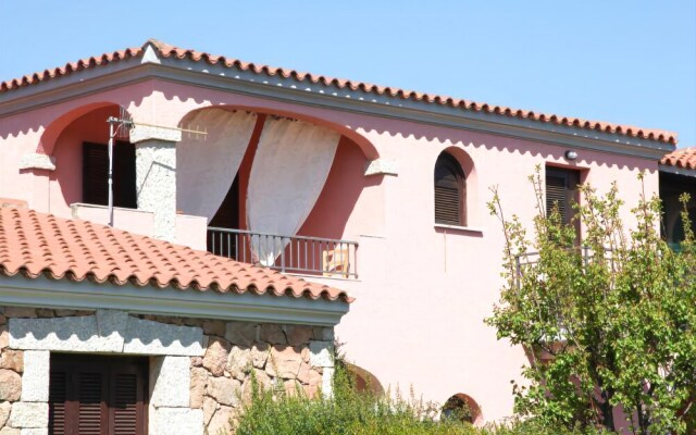 San Teodoro Centro Apartments