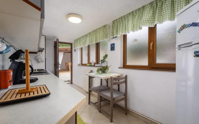 Pretty Apartment With Balcony