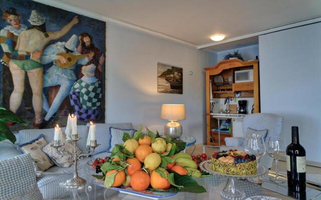 Luxury Apartment and Charm Sea View Isola Bella