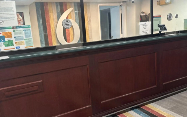 Motel 6 Memphis, TN - East