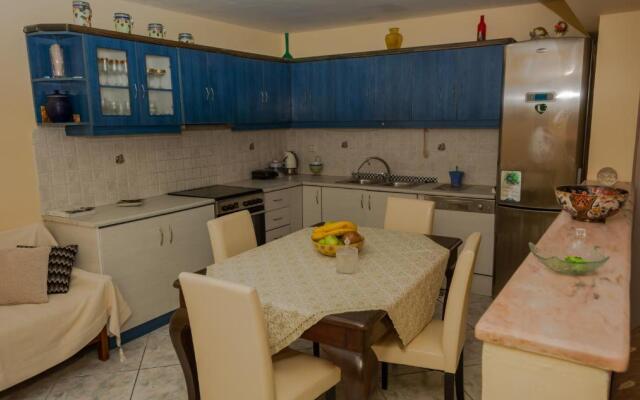 Vasilikis Holiday House
