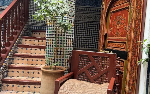 Riad Dar Fes source bleue luxury home