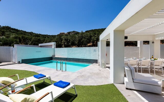 Villa Kissamos by Elea Luxury villas