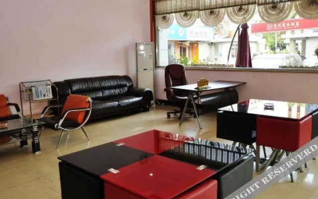 Xiamen Longzhou Business Hotel