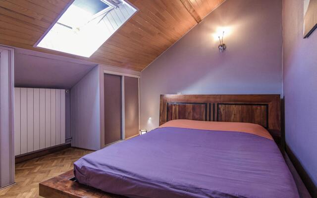 Modern Villa in Serilhac with Private Pool