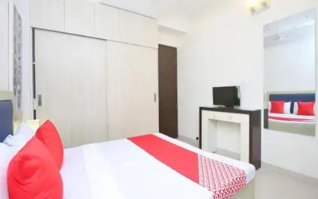 Royal Lake Suites By OYO Rooms