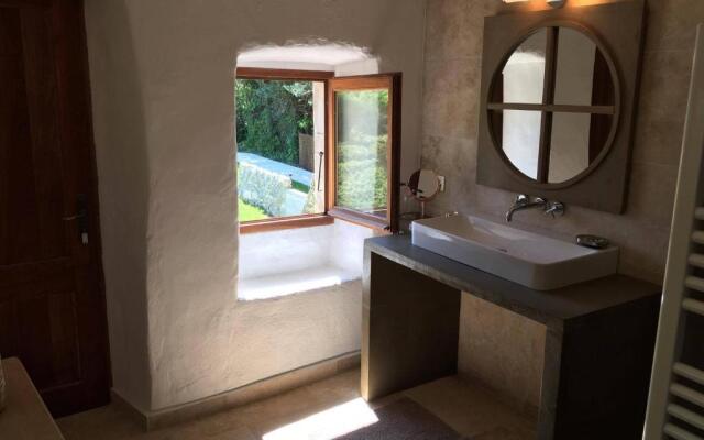 Gites "Oustaou de Bourboul"