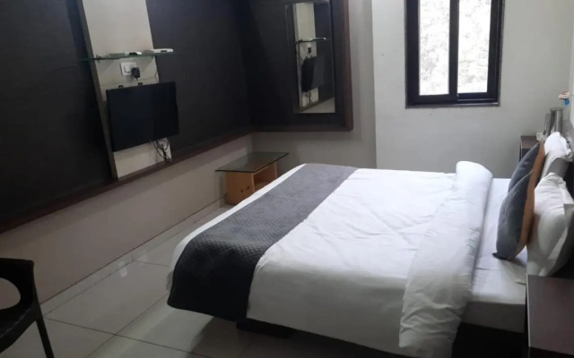 Hotel Indrani