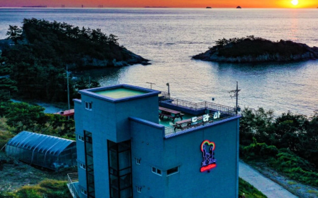 Buan Drama Pension